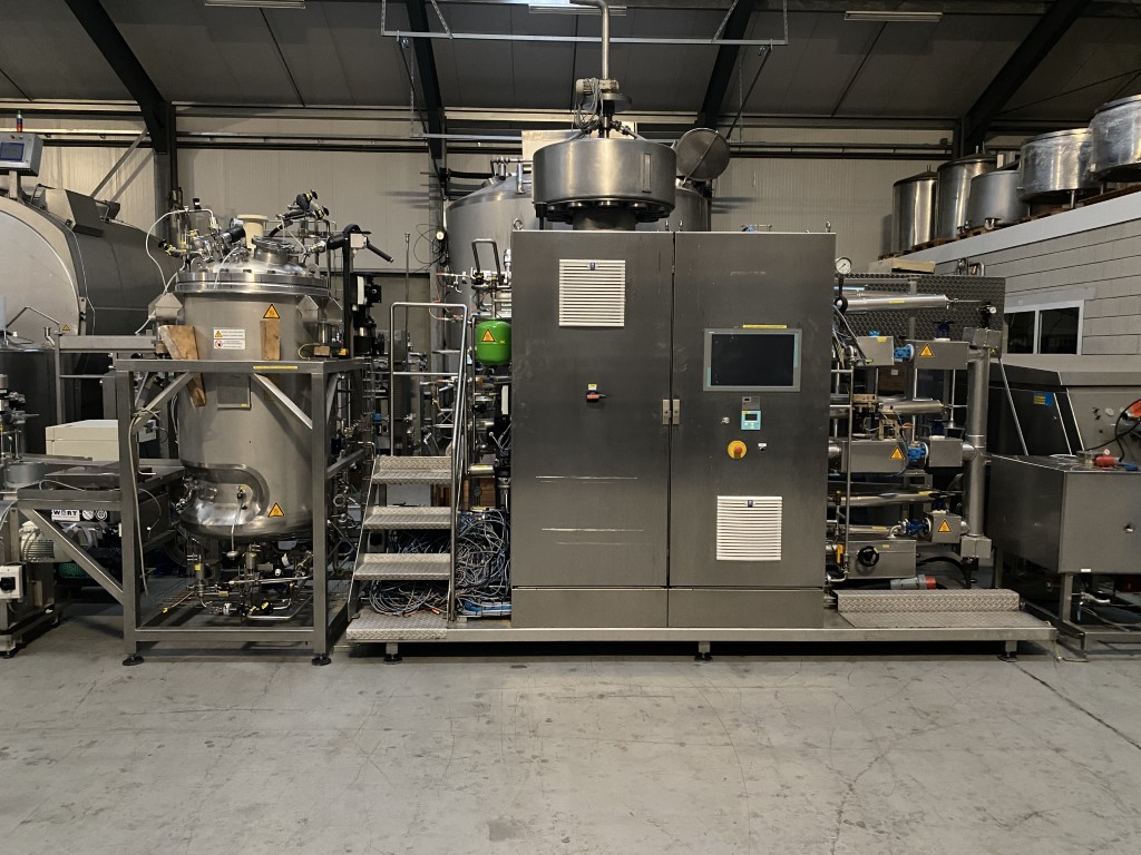 Culture pilot plant