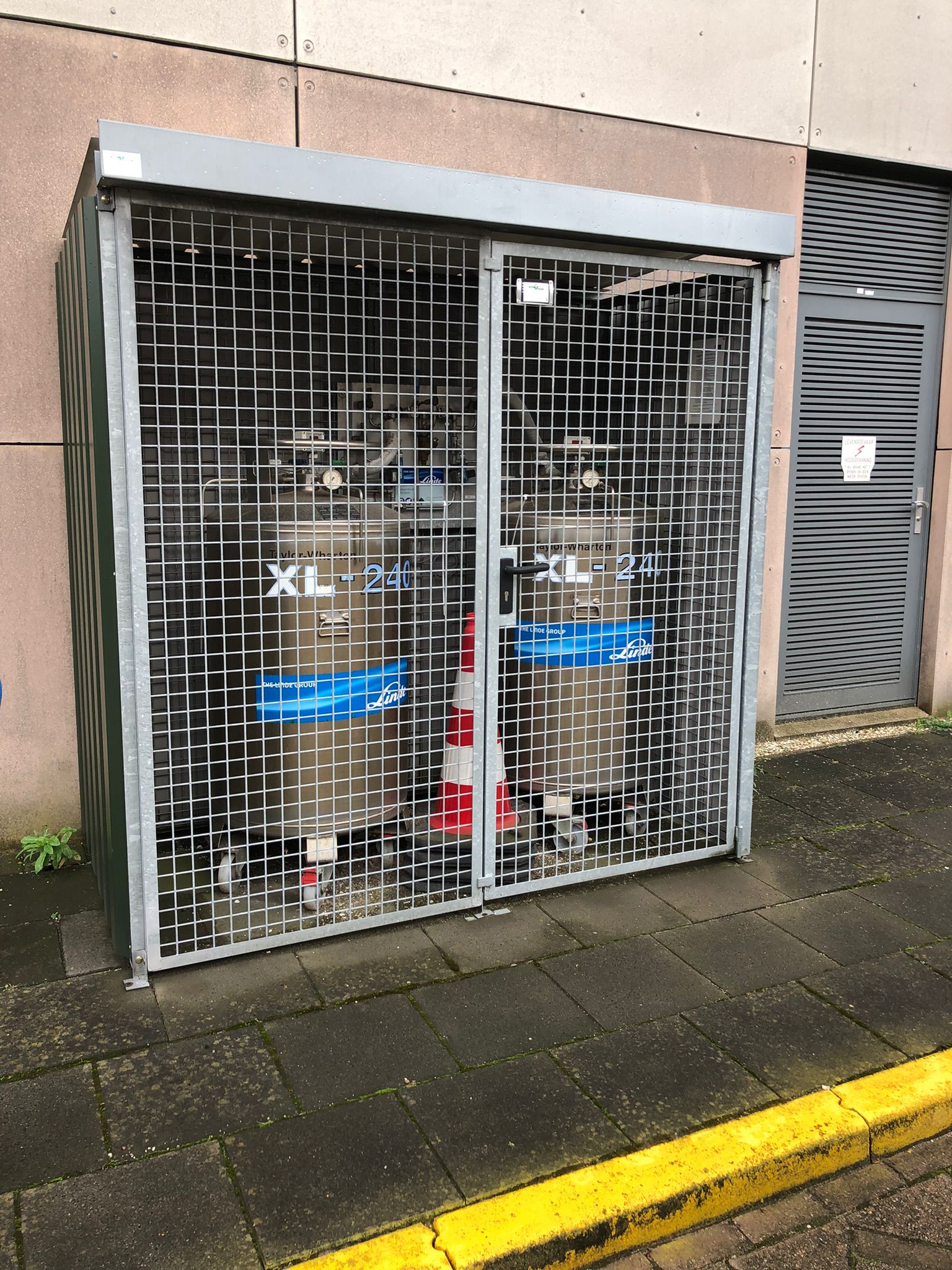 Culture pilot plant